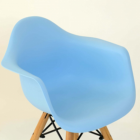 Barneo N-2 Eames